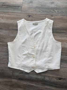 White Button-Front Crop Vest